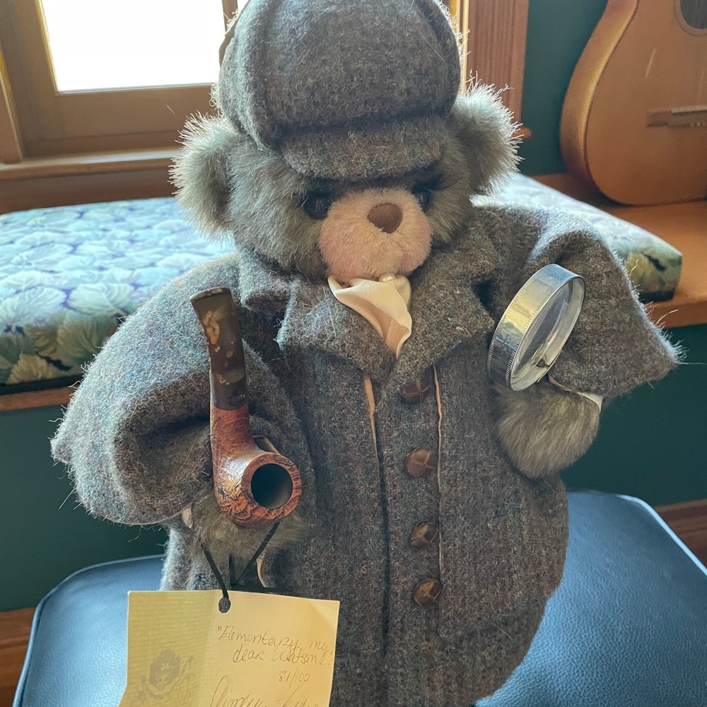 Sherlock Holmes Apple Whimsey Bear